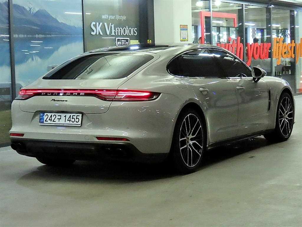 Porsche Panamera - Vista 4