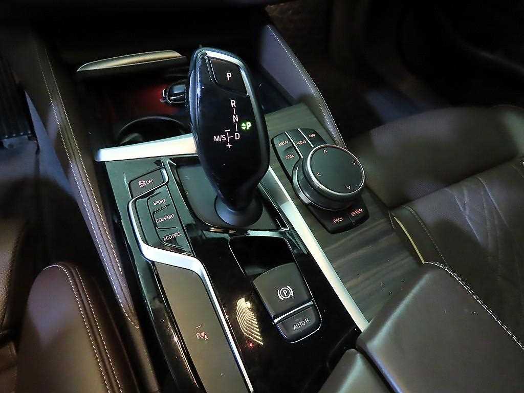 BMW 5 Series - Vista 12