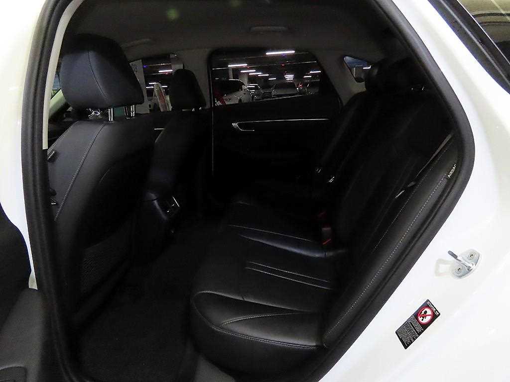 HYUNDAI Sonata - Vista 7