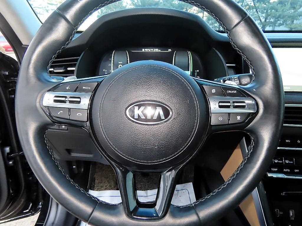 KIA K7 - Vista 8