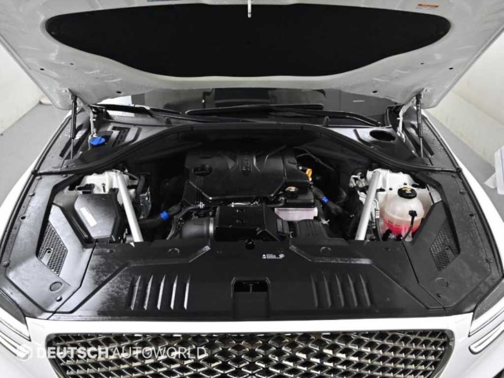 Genesis GV70 - Vista 6