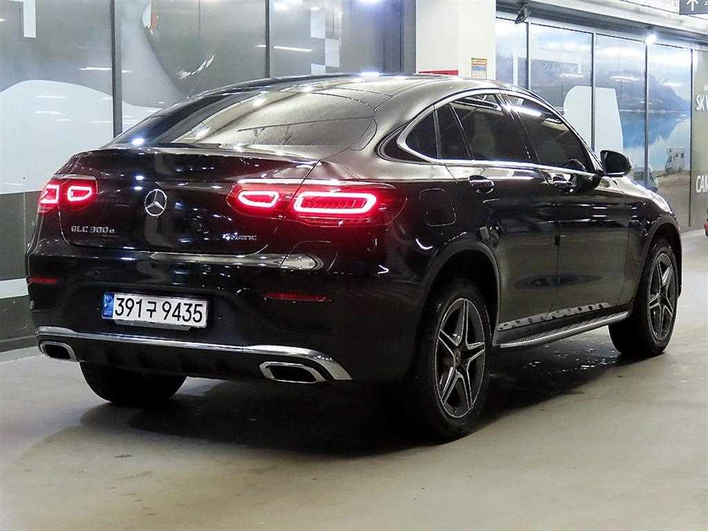 Mercedes Benz GLC Class - Vista 4