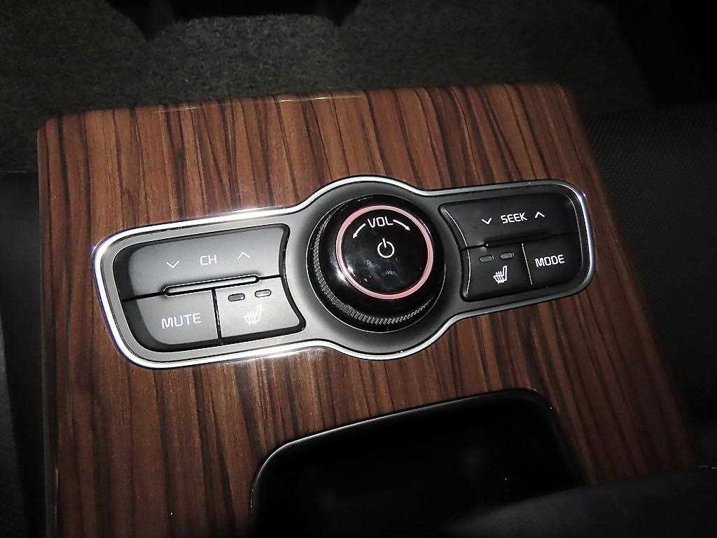 KIA K7 2015 Negro - Importación desde Corea - HF Imports Iquique - Foto 15