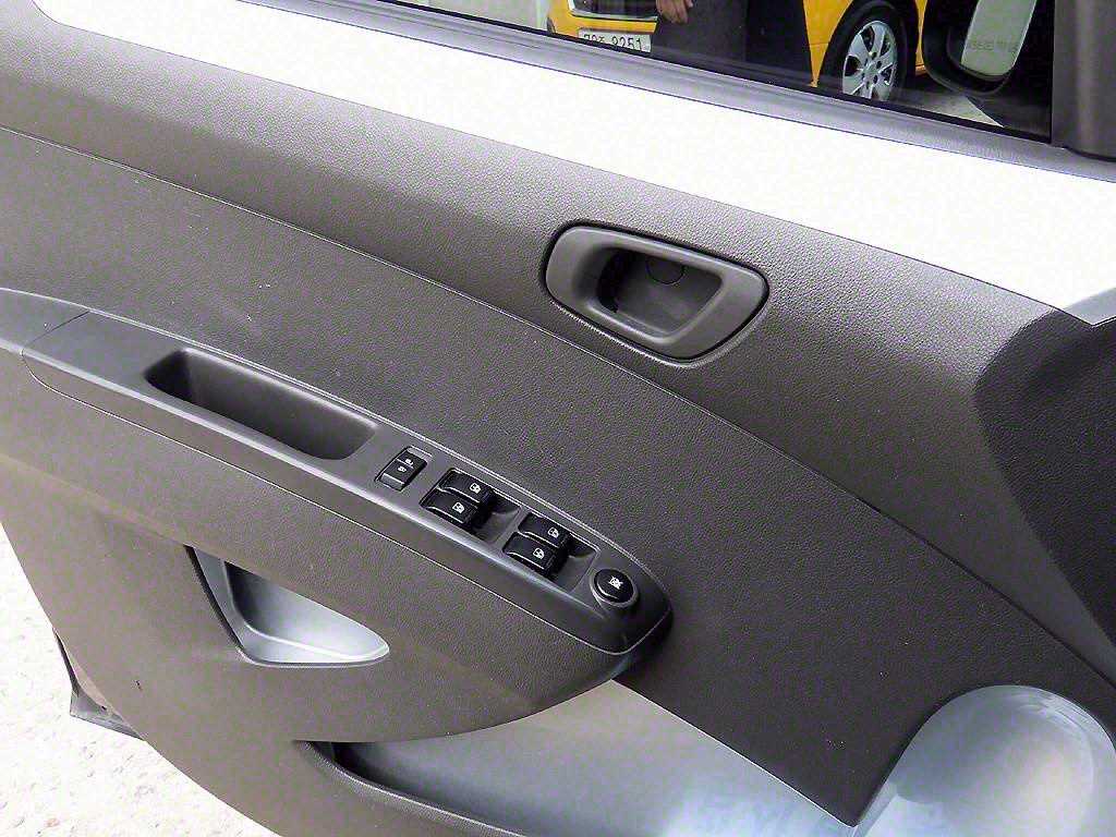 Chevrolet Spark - Vista 11