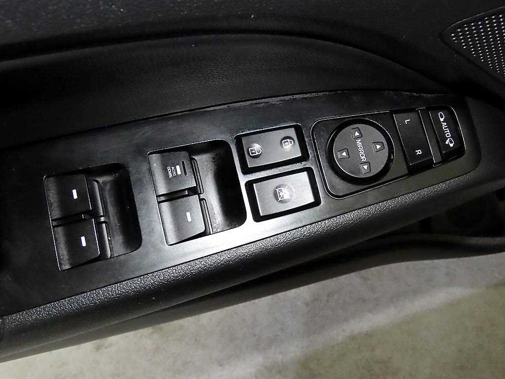 HYUNDAI Avante 2019 Blanco - Importación desde Corea - HF Imports Iquique - Foto 13