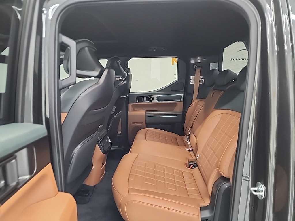 KIA Tasman - Vista 12