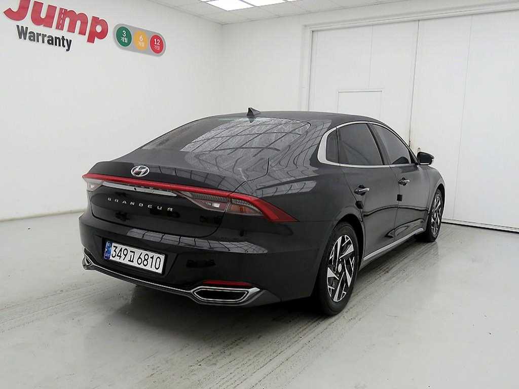 HYUNDAI Grandeur - Vista 4