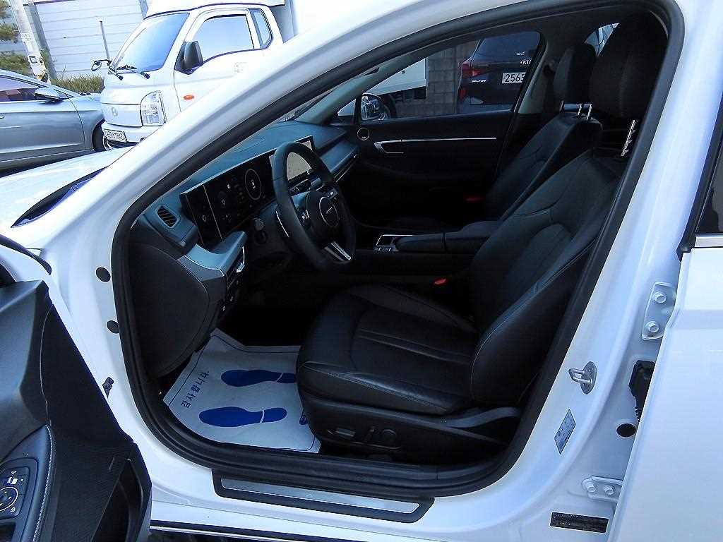 HYUNDAI Sonata - Vista 5