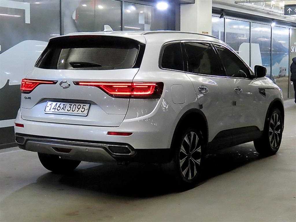 SAMSUNG QM6 - Vista 4