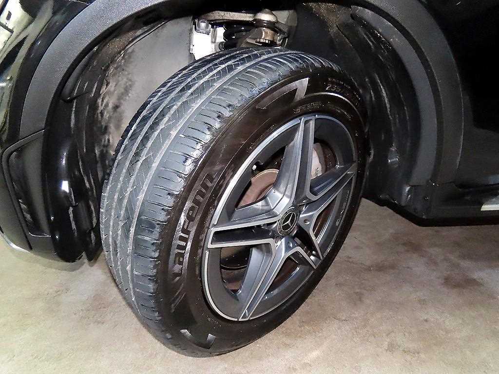 Mercedes Benz GLC Class 2021 Negro - Importación desde Corea - HF Imports Iquique - Foto 20