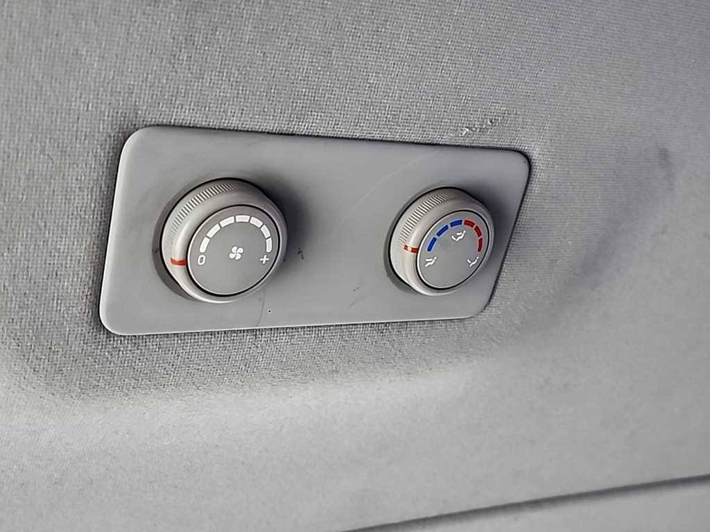 HYUNDAI Starex 2015 - Importación desde Corea - HF Imports Iquique - Foto 13