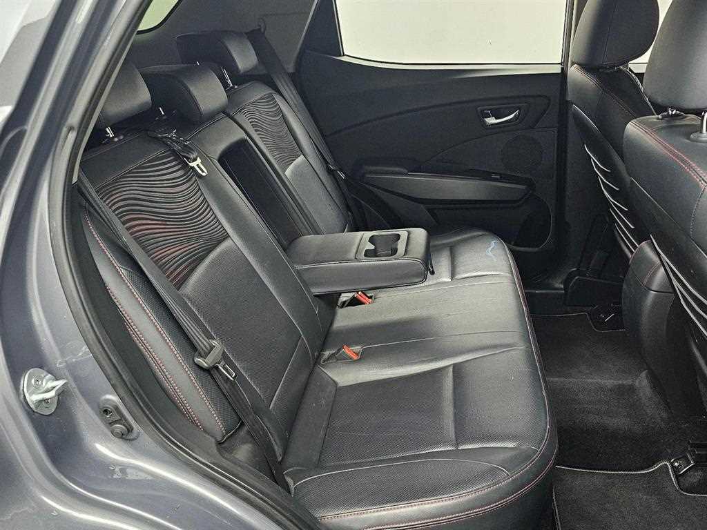 Ssangyong Tivoli - Vista 12