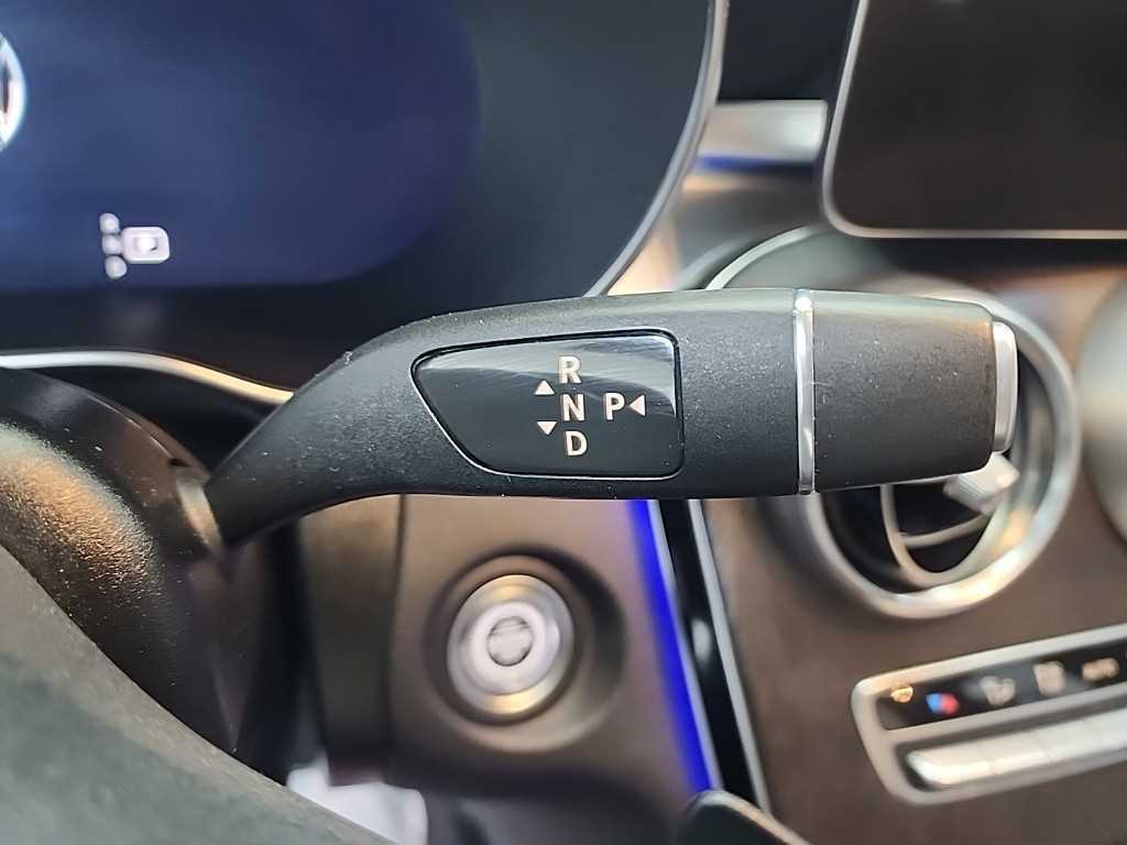 Mercedes Benz GLC Class - Vista 8