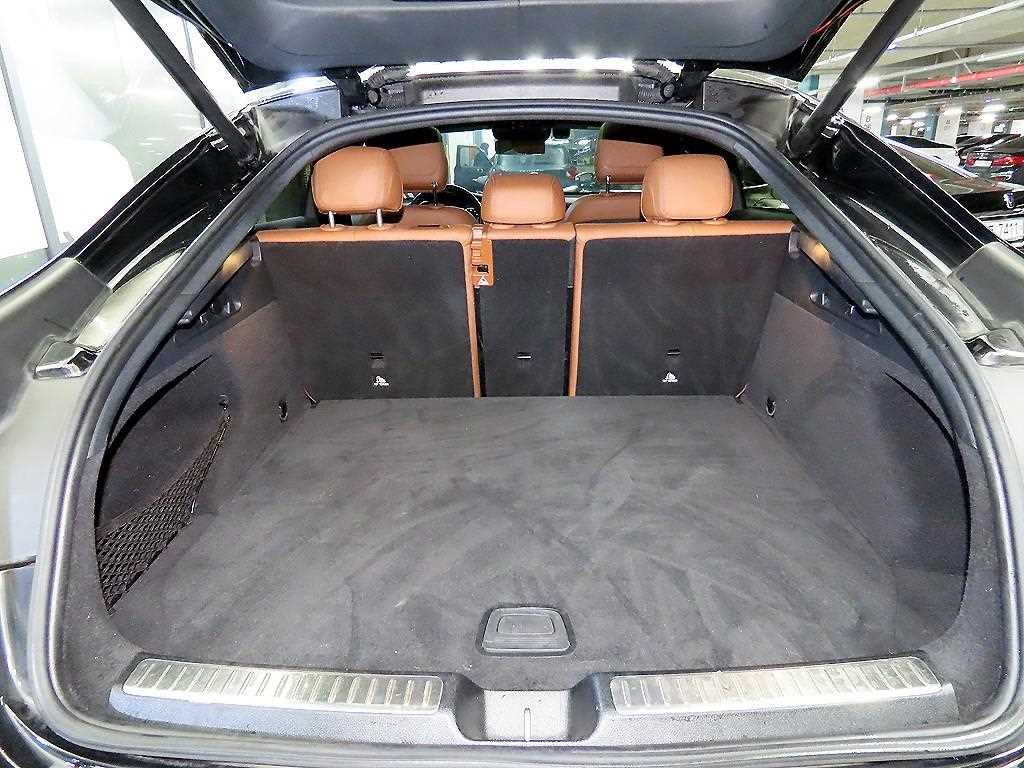 Mercedes Benz GLC Class 2021 Negro - Importación desde Corea - HF Imports Iquique - Foto 16