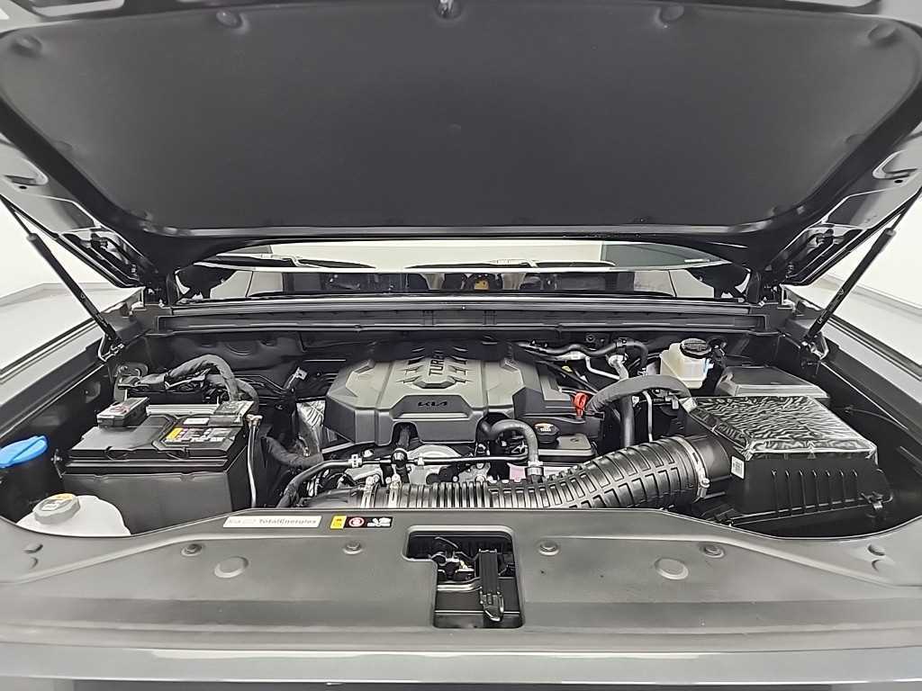 KIA Tasman - Vista 5