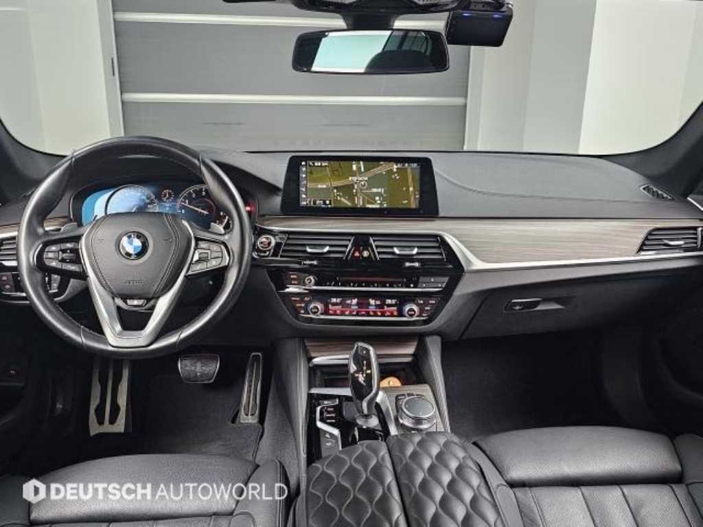 BMW 5 Series - Vista 7