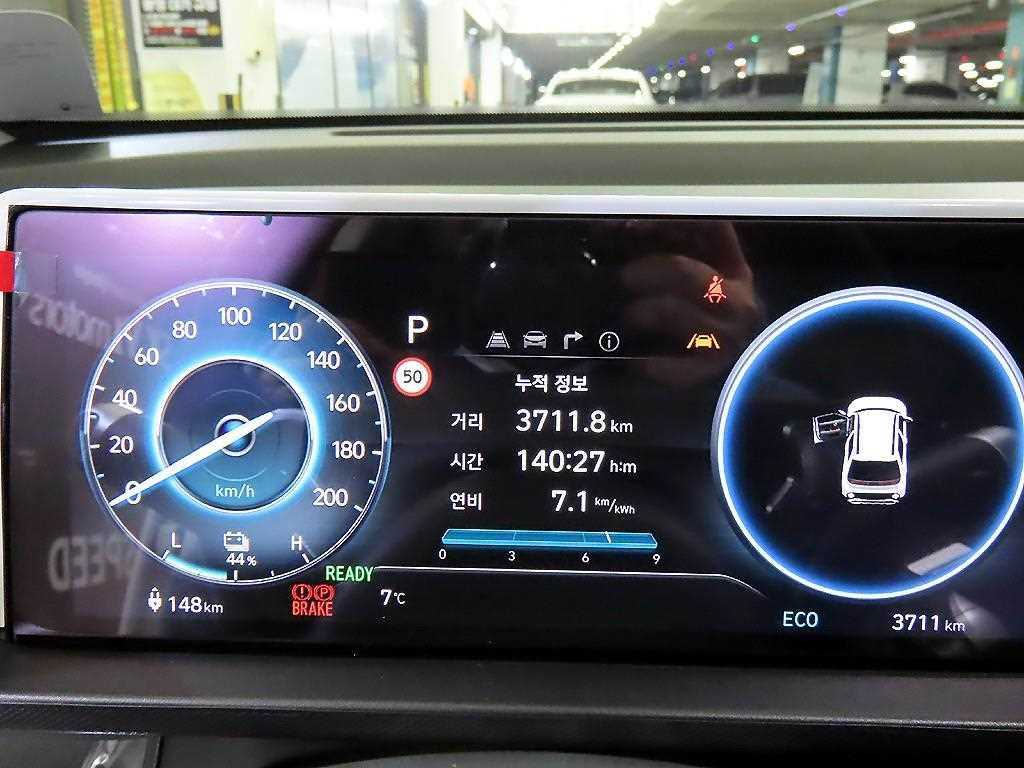 HYUNDAI Casper - Vista 9