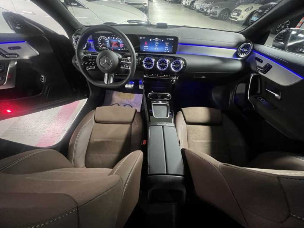 Mercedes Benz CLA Class - Vista 9