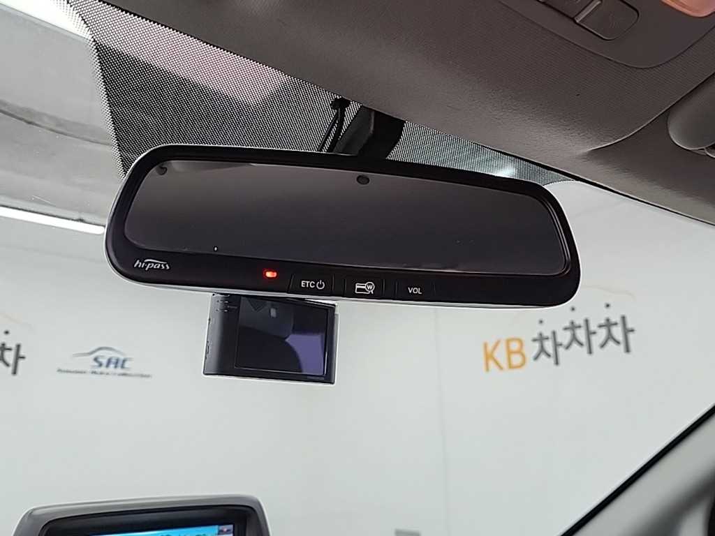 HYUNDAI Starex 2015 - Importación desde Corea - HF Imports Iquique - Foto 16