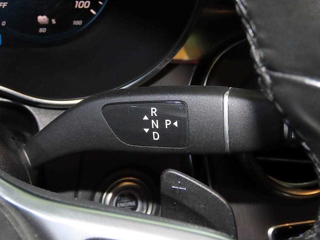 Mercedes Benz GLC Class 2021 Negro - Importación desde Corea - HF Imports Iquique - Foto 13