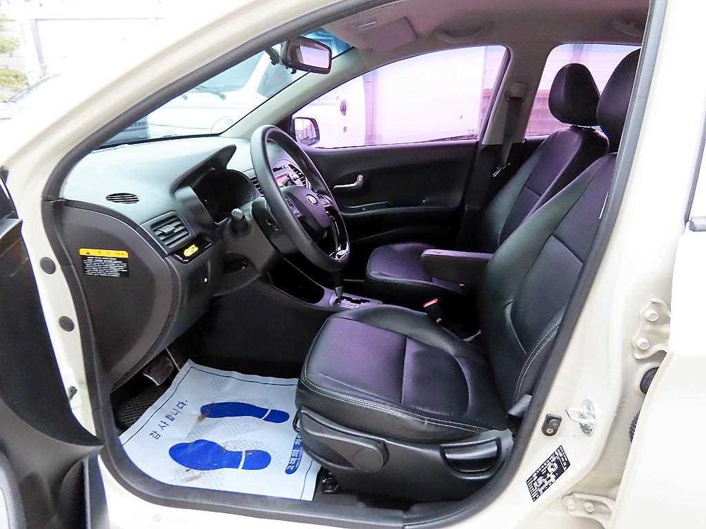 KIA Morning - Vista 5