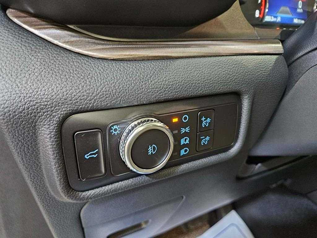 Ford Explorer - Vista 12