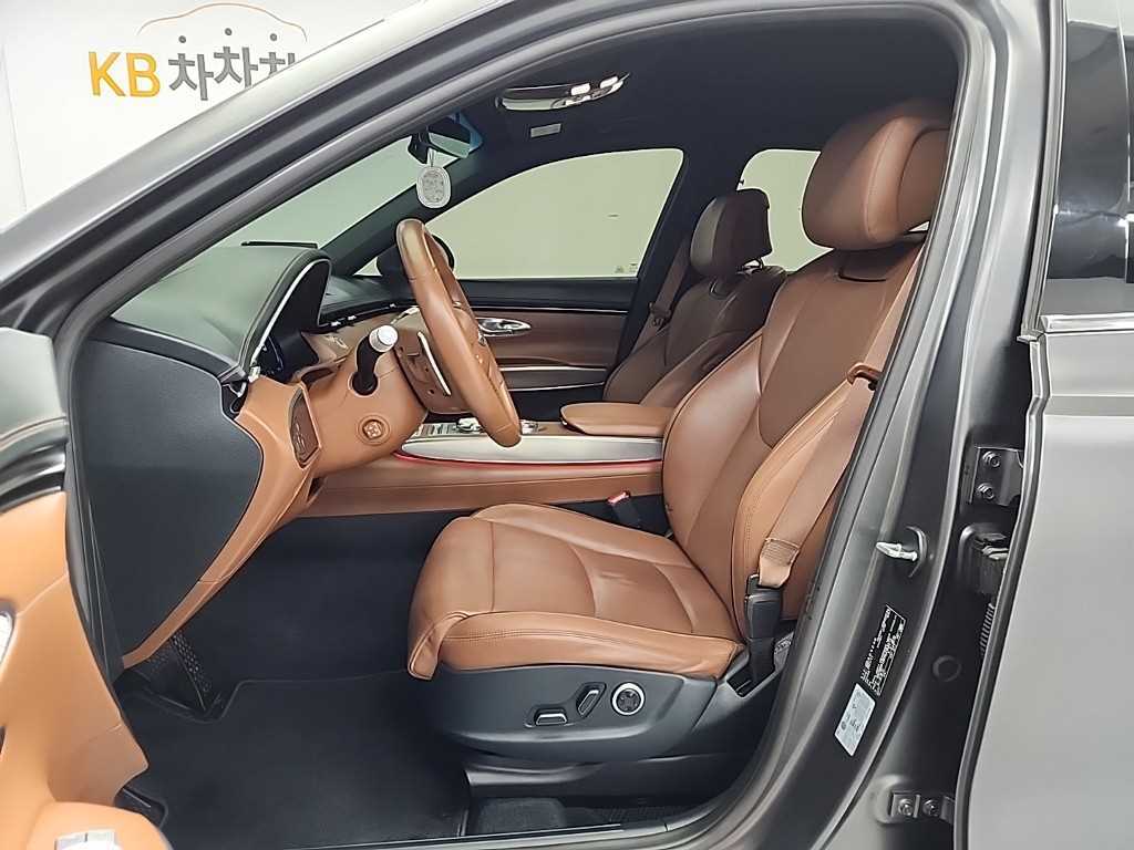 Genesis GV70 - Vista 11