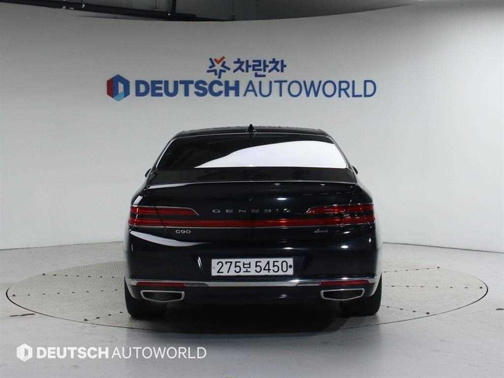 Genesis G90 - Vista 4