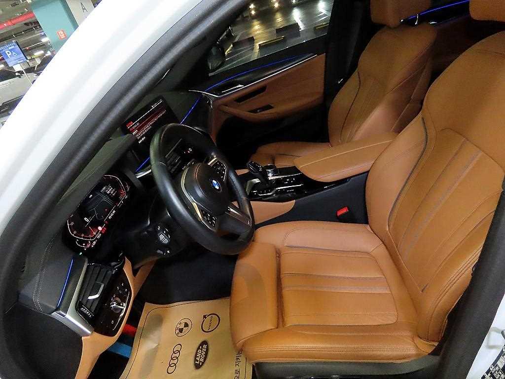 BMW 5 Series - Vista 6