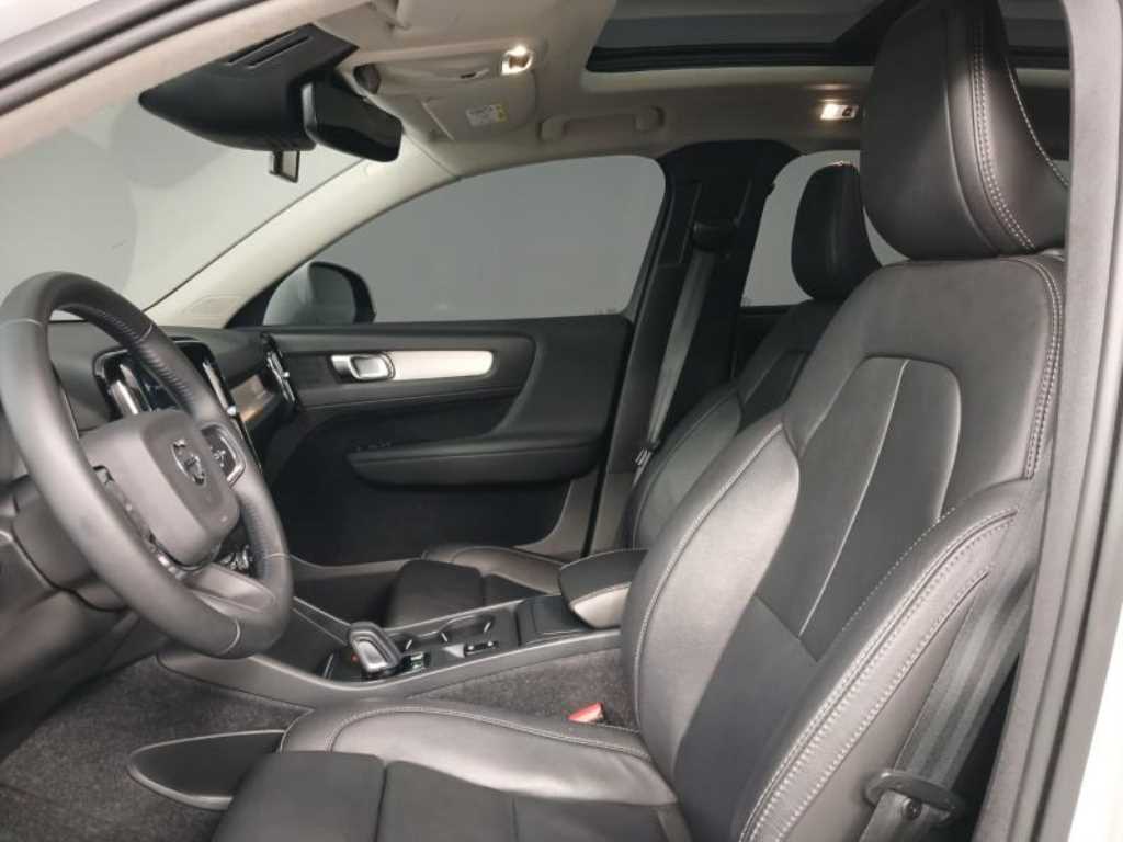 Volvo XC40 - Vista 7