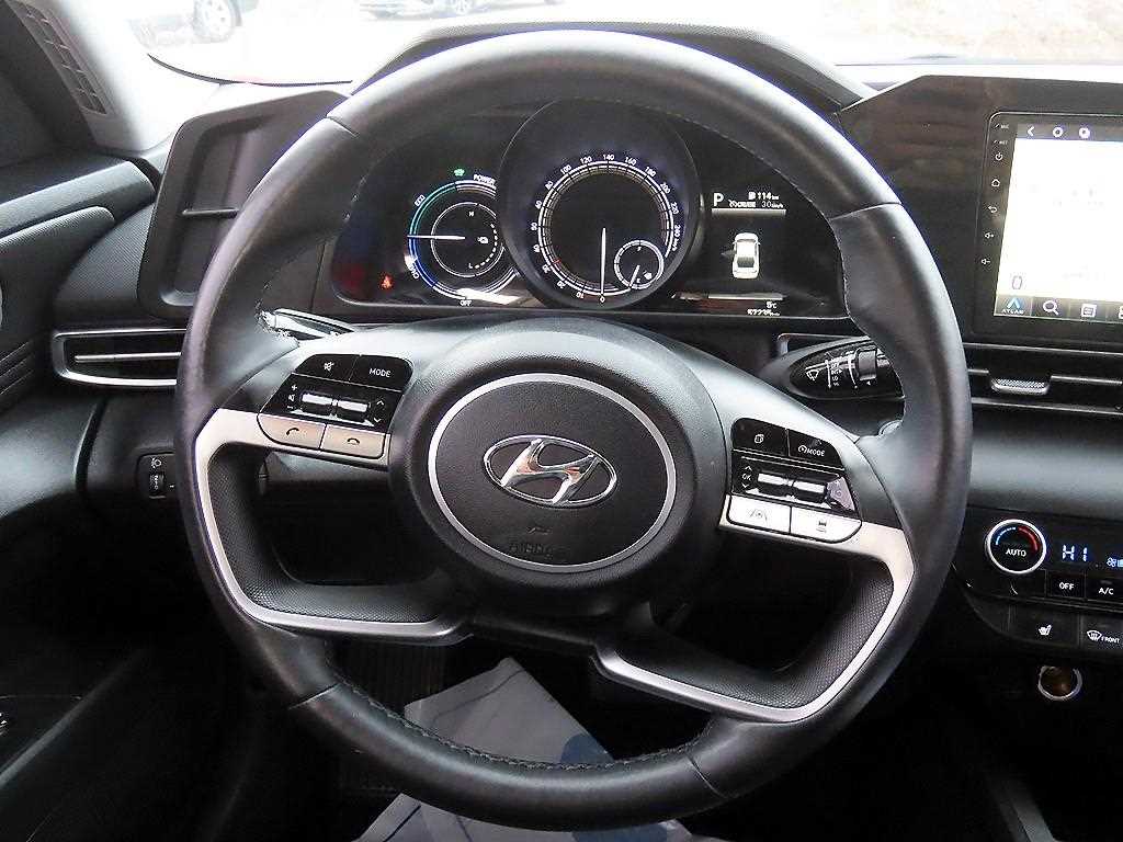 HYUNDAI Avante - Vista 7