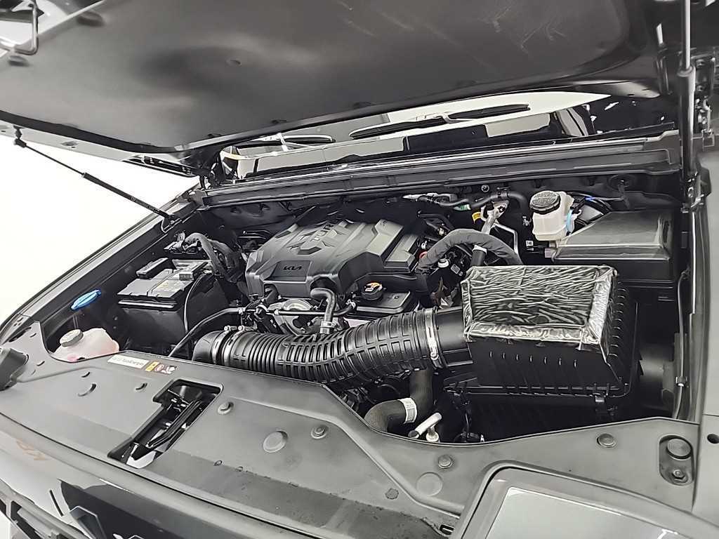 KIA Tasman - Vista 5