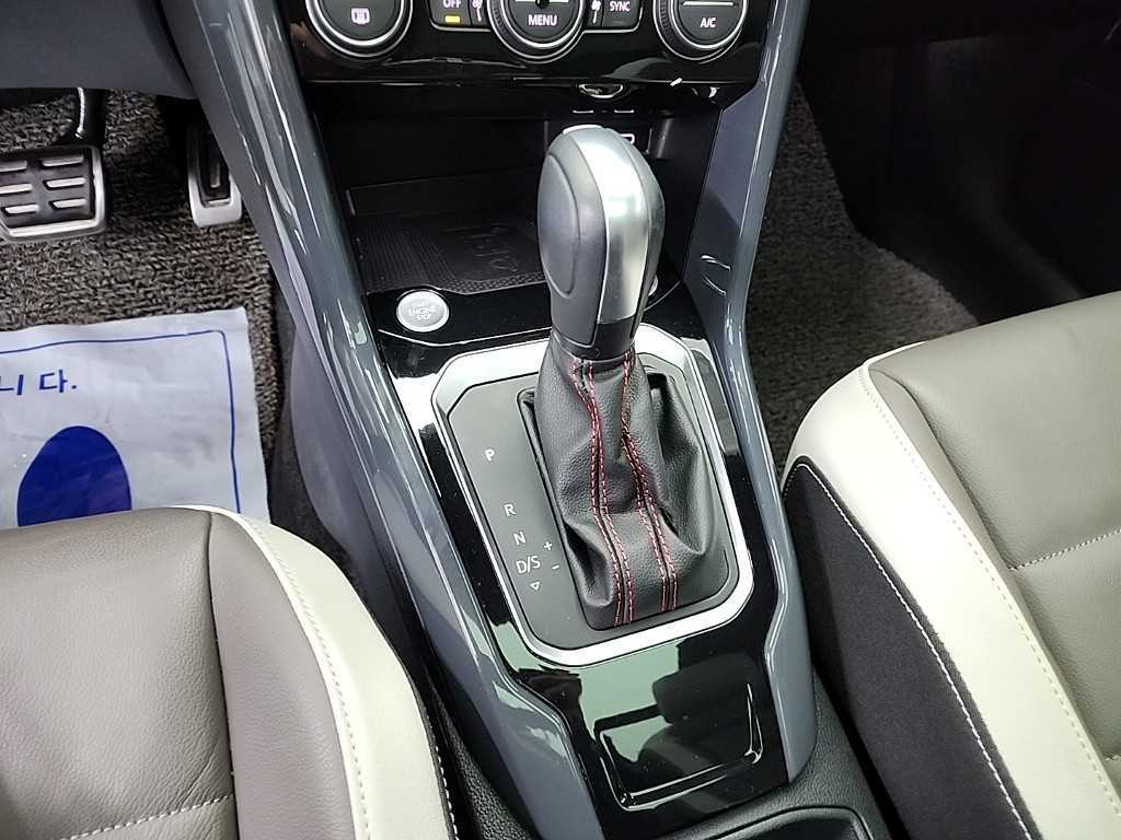 Volkswagen T-Roc - Vista 8