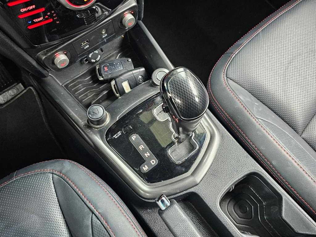 Ssangyong Tivoli - Vista 9