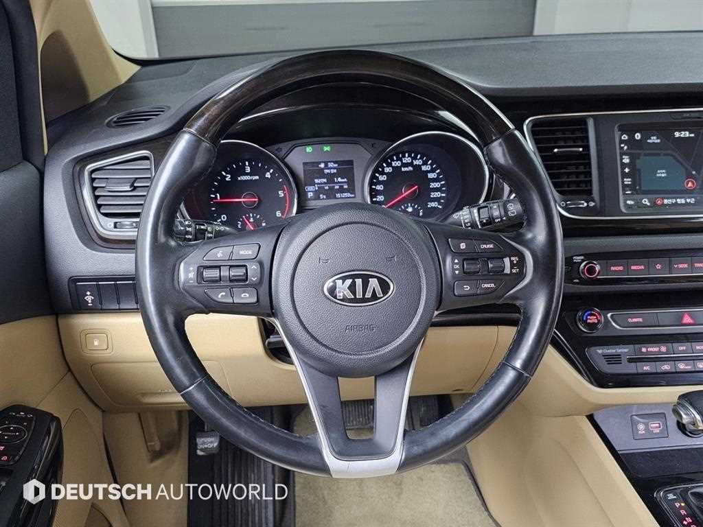 KIA Carnival 2019 Negro - Importación desde Corea - HF Imports Iquique - Foto 13