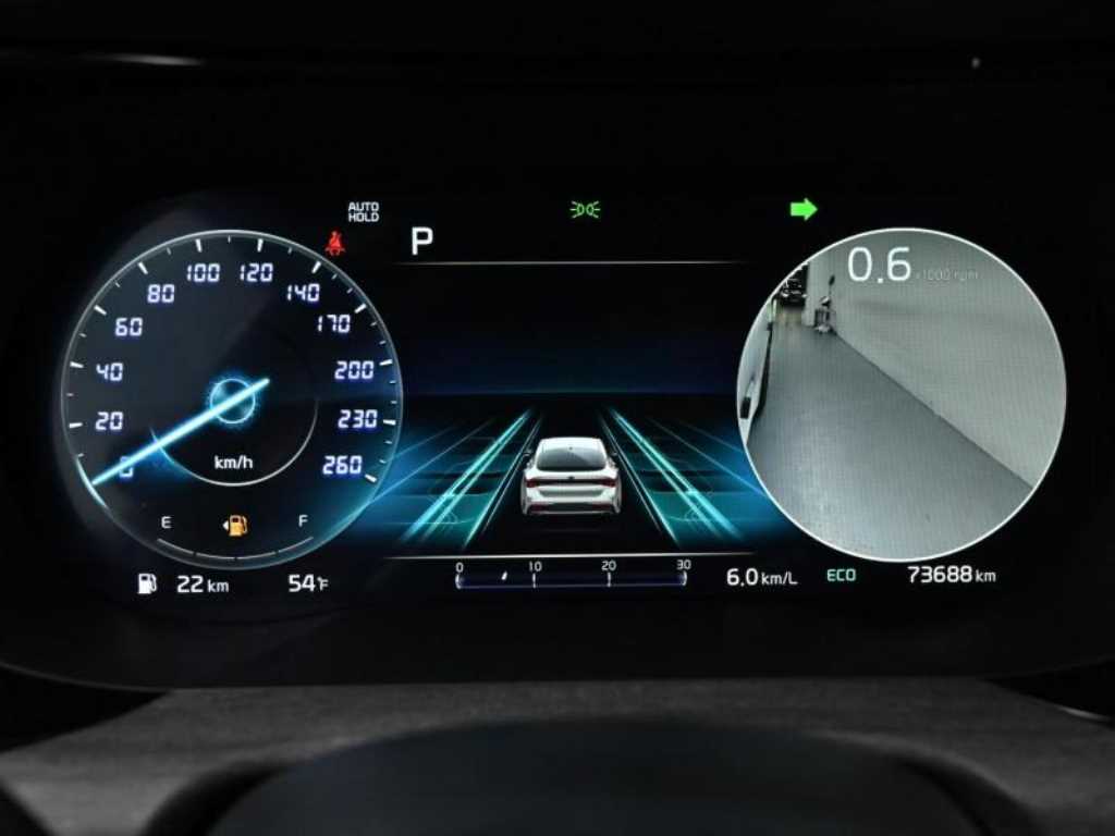 KIA K5 - Vista 8