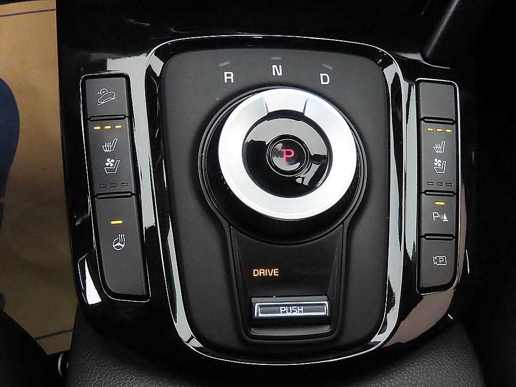 KIA Seltos - Vista 10