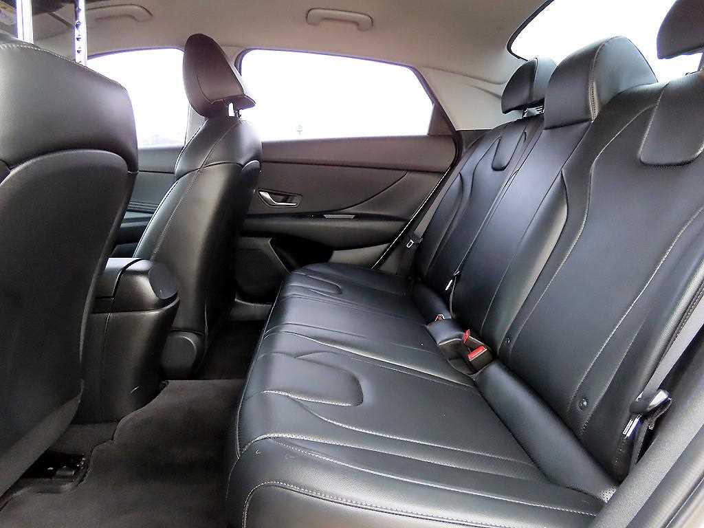 HYUNDAI Avante - Vista 6