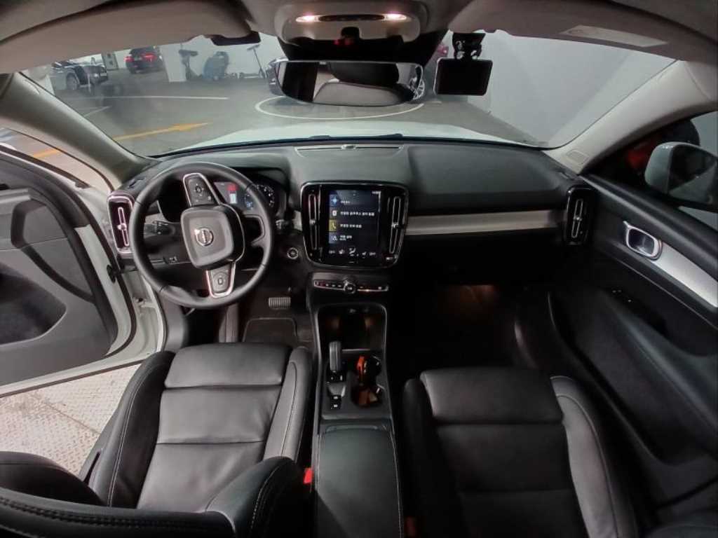 Volvo XC40 - Vista 6