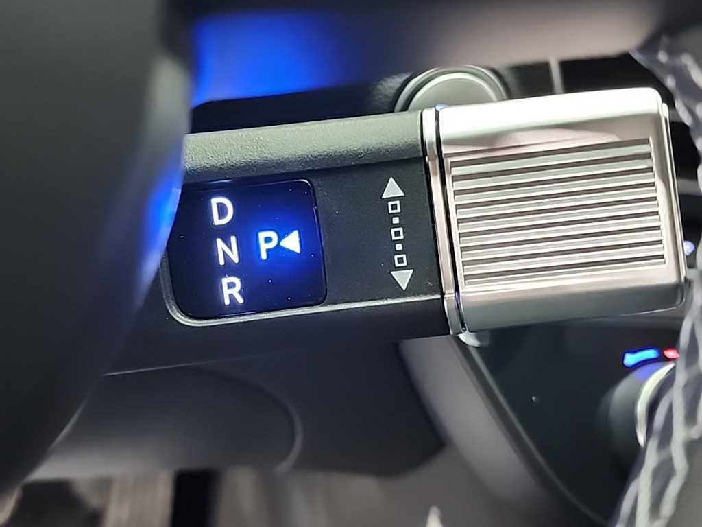 HYUNDAI Sonata - Vista 8