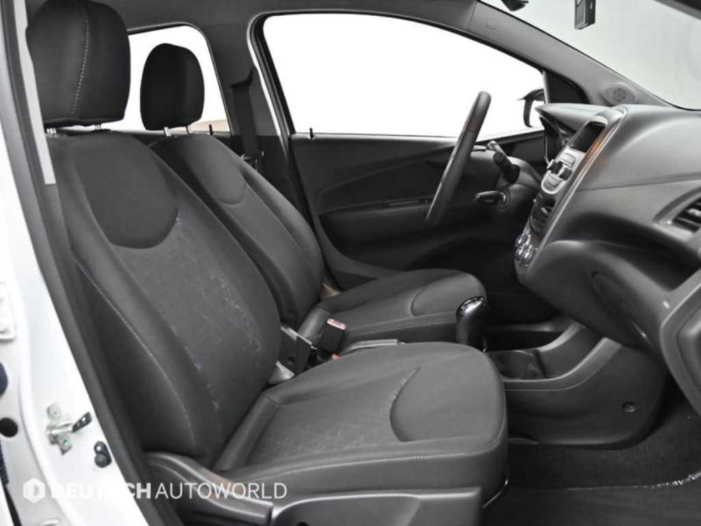 Chevrolet Spark - Vista 10