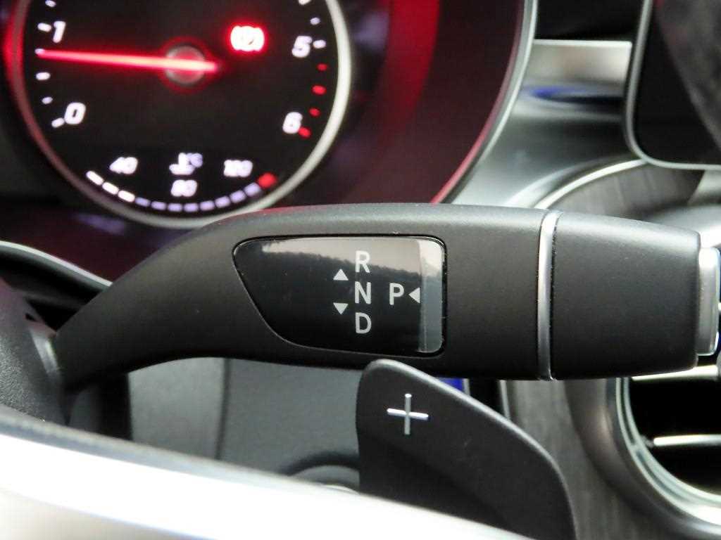 Mercedes Benz C Class - Vista 11