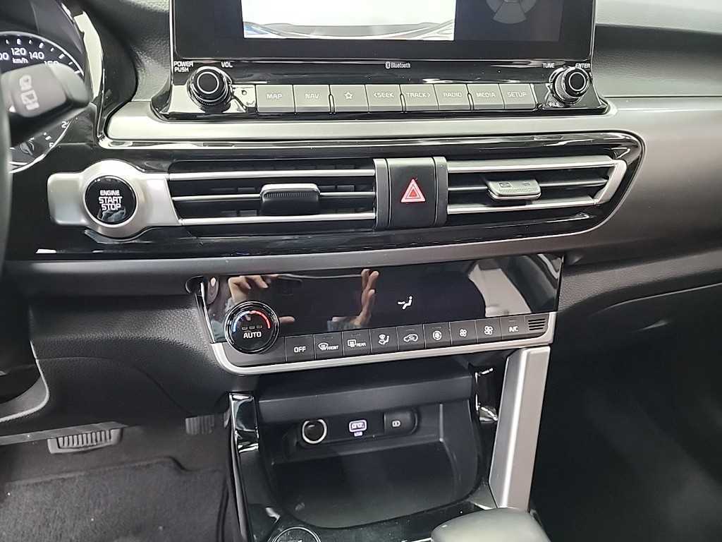 KIA Seltos - Vista 10