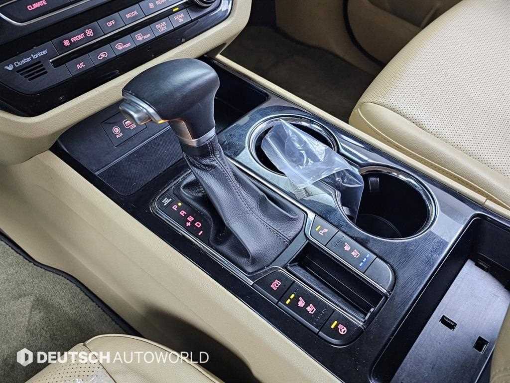 KIA Carnival - Vista 9