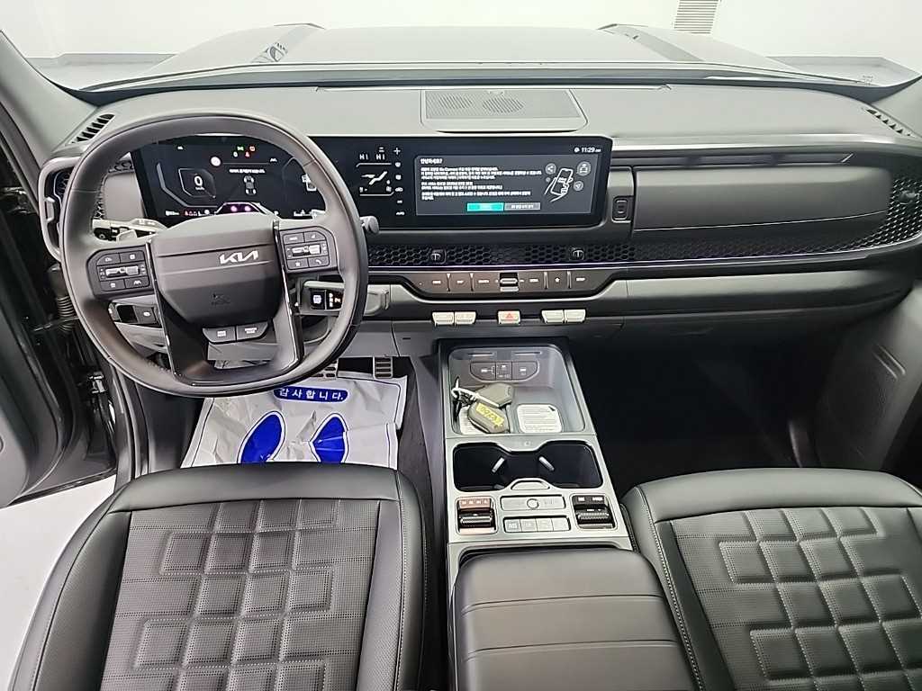 KIA Tasman - Vista 7