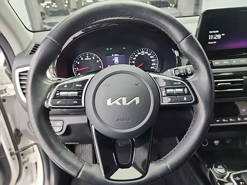 KIA Seltos - Vista 9