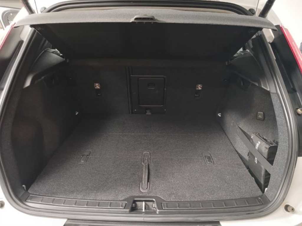 Volvo XC40 2021 - Importación desde Corea - HF Imports Iquique - Foto 18