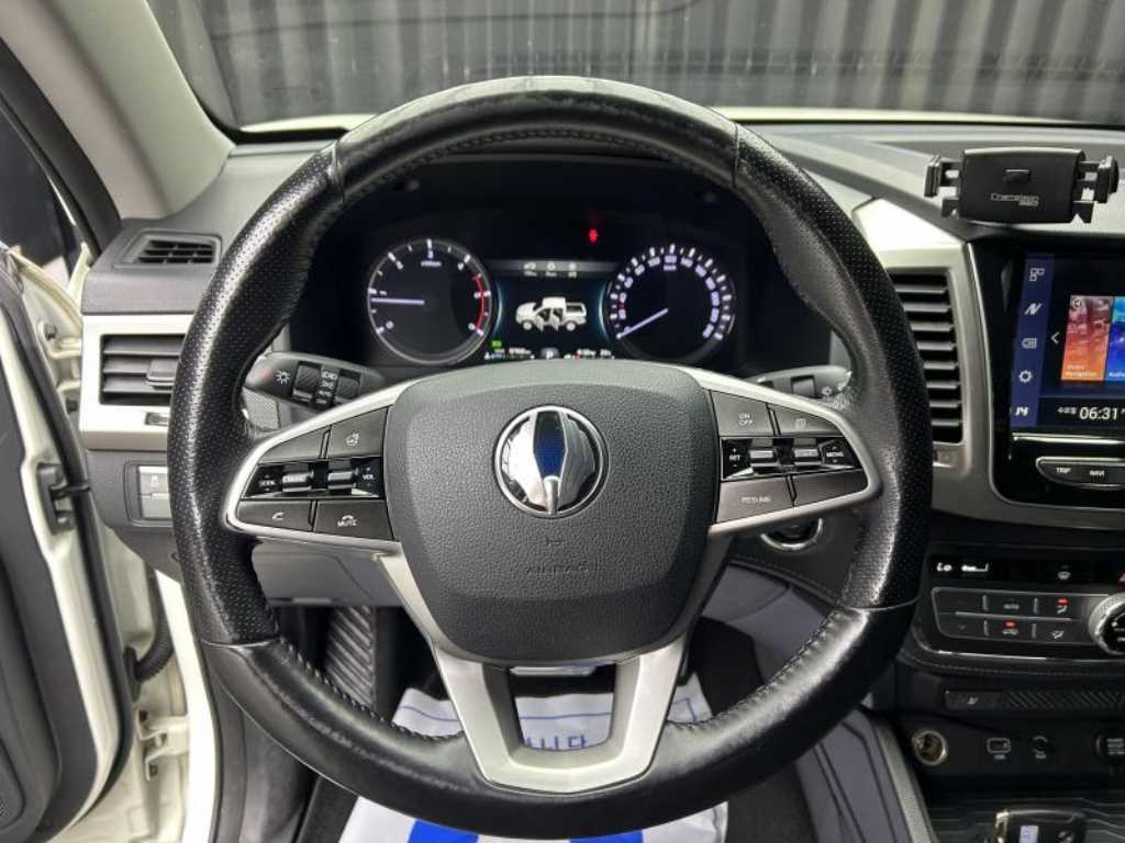 Ssangyong Rexton - Vista 10