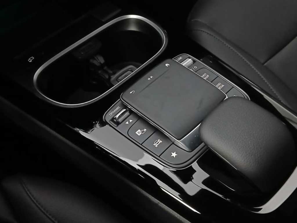 Mercedes Benz A Class - Vista 12