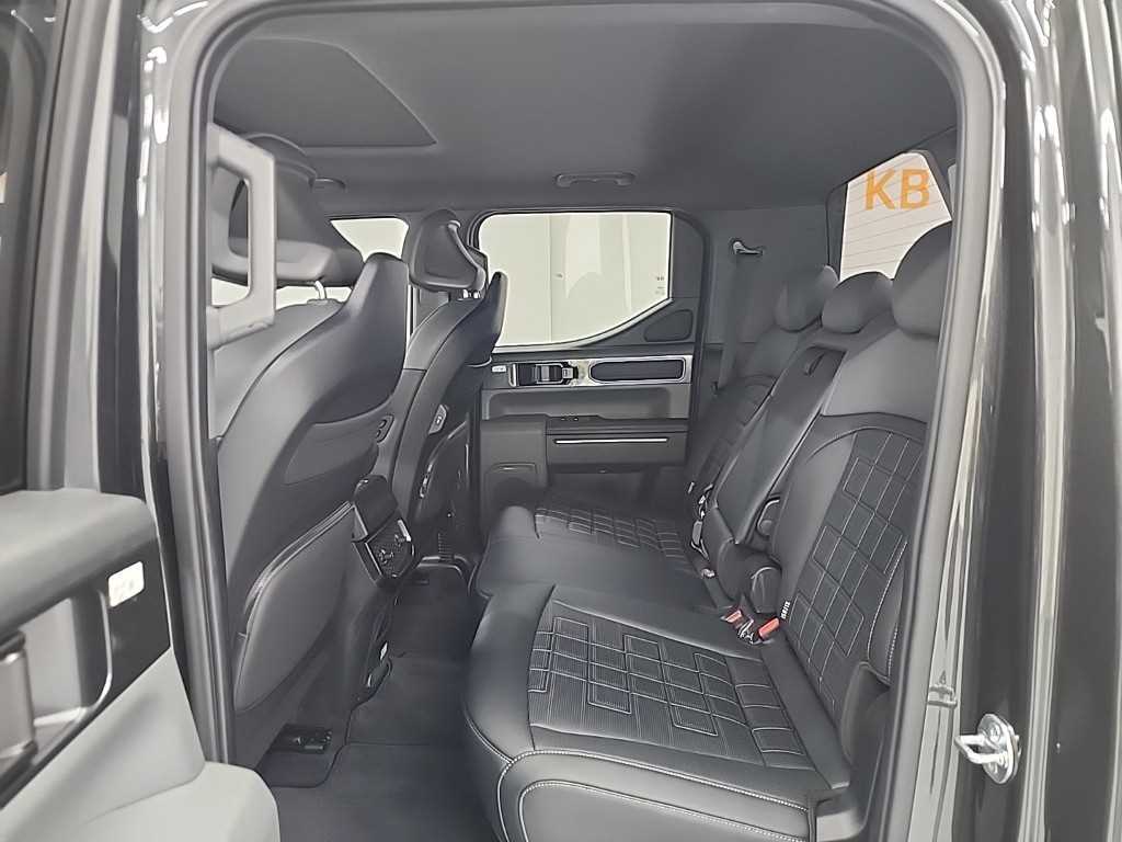 KIA Tasman - Vista 12